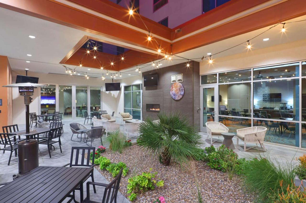 Hilton Garden Inn Chandler Downtown Εξωτερικό φωτογραφία