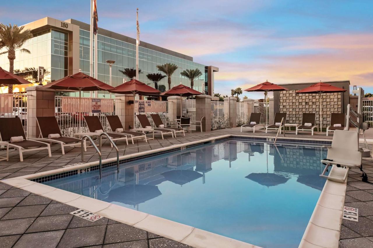 Hilton Garden Inn Chandler Downtown Εξωτερικό φωτογραφία